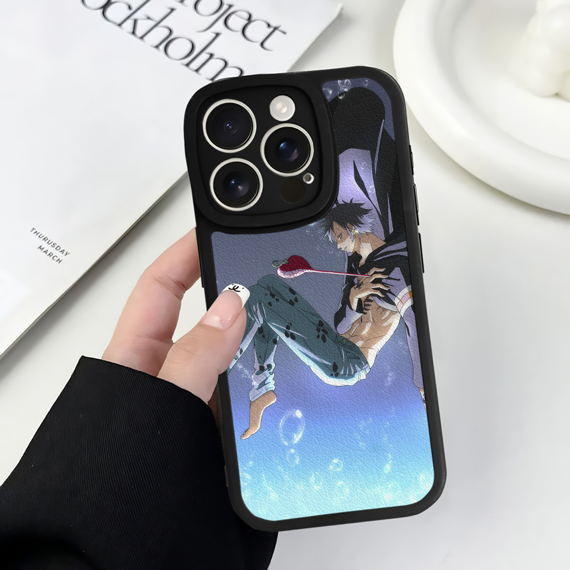 （画像用） ワンピース ONE PIECE 【iPhone 16シリーズ対応】シリコンスマホケース（レザー調） 材質：シリコン